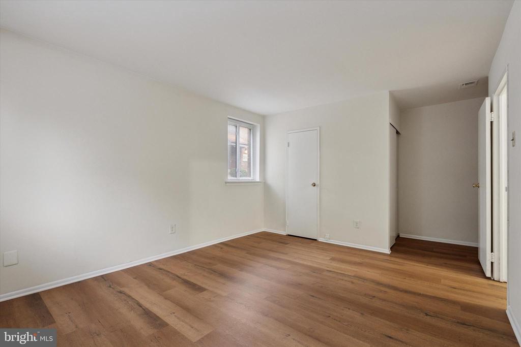 9921 BUSTLETON AVENUE 00 P3