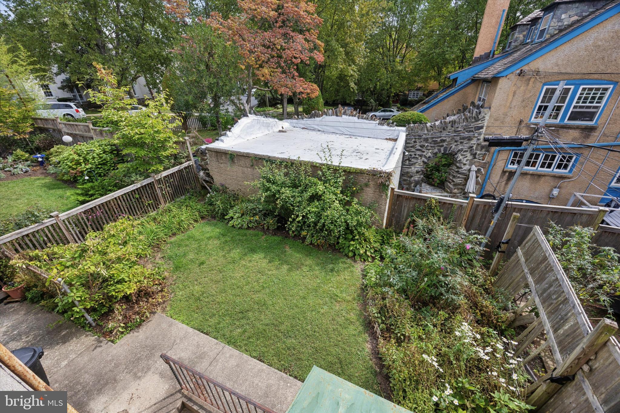 22 REX AVENUE