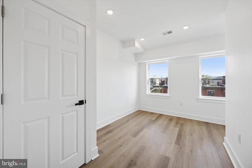 2142 E LETTERLY STREET UNIT A