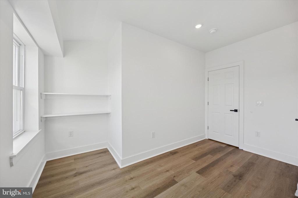 2142 E LETTERLY STREET UNIT A