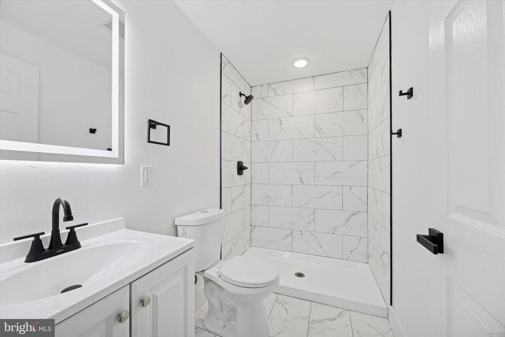 2142 E LETTERLY STREET UNIT A