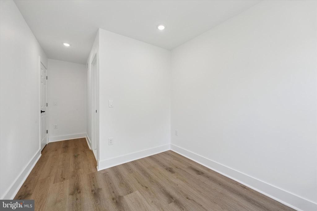 2142 E LETTERLY STREET UNIT A