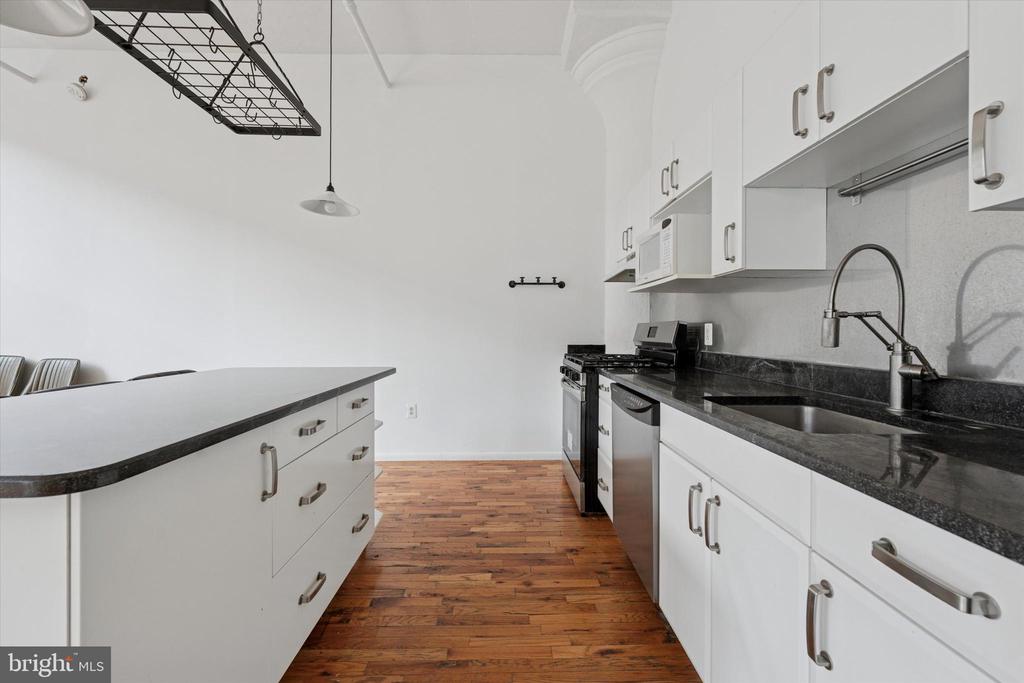 314 N 12TH STREET 22 204