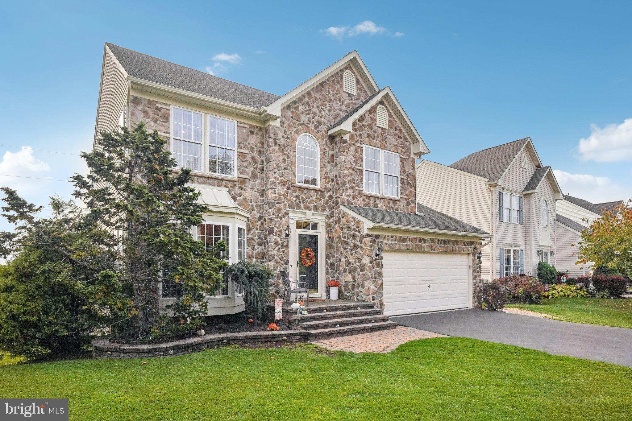 8227 ROSE PETAL DRIVE