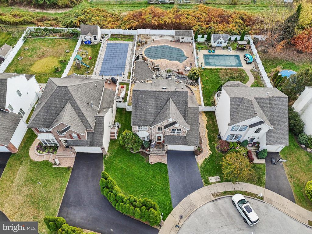 8227 ROSE PETAL DRIVE