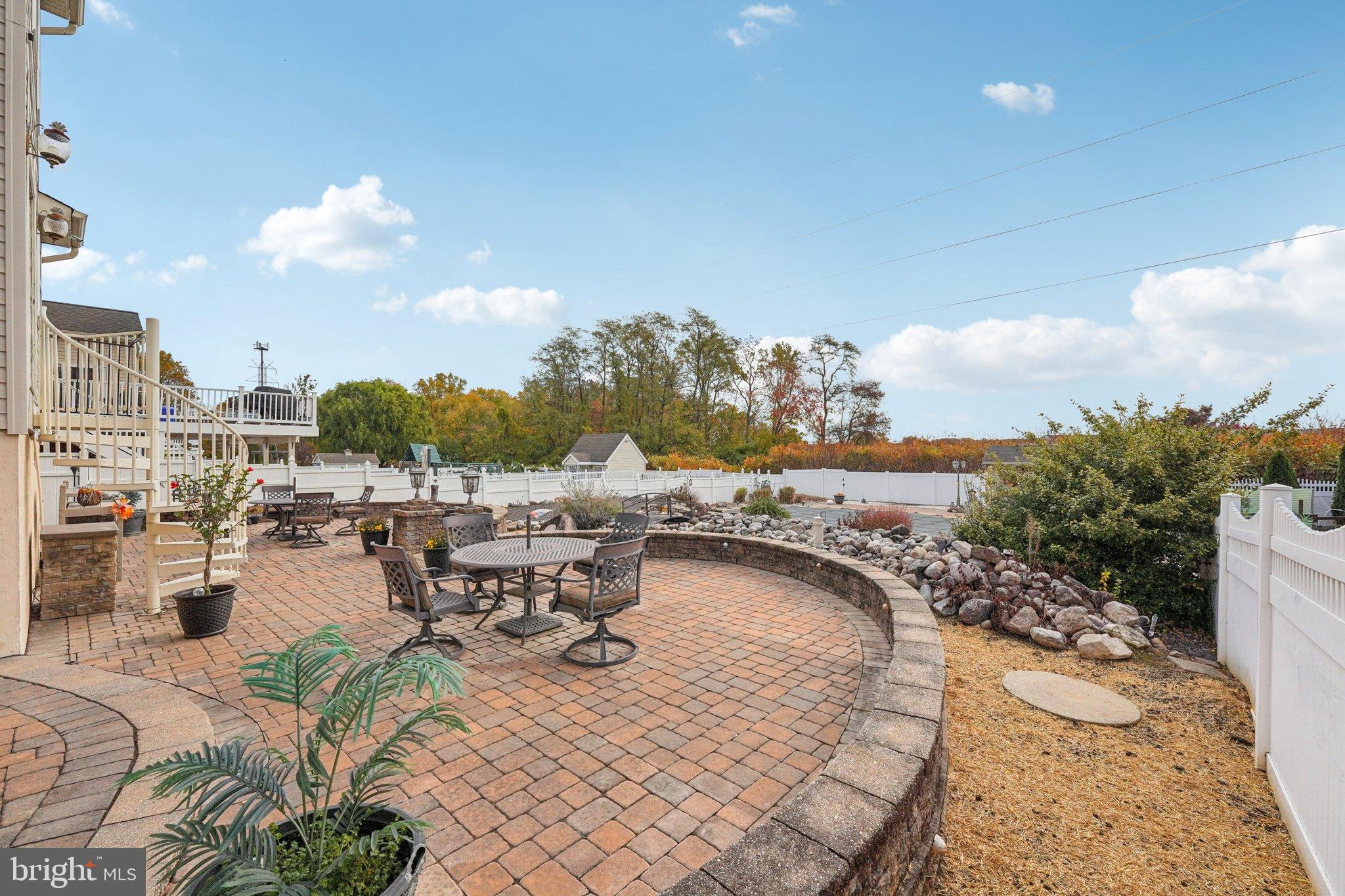 8227 ROSE PETAL DRIVE