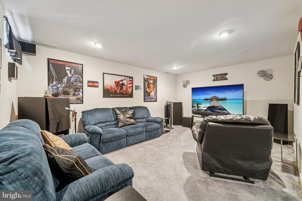 8227 ROSE PETAL DRIVE