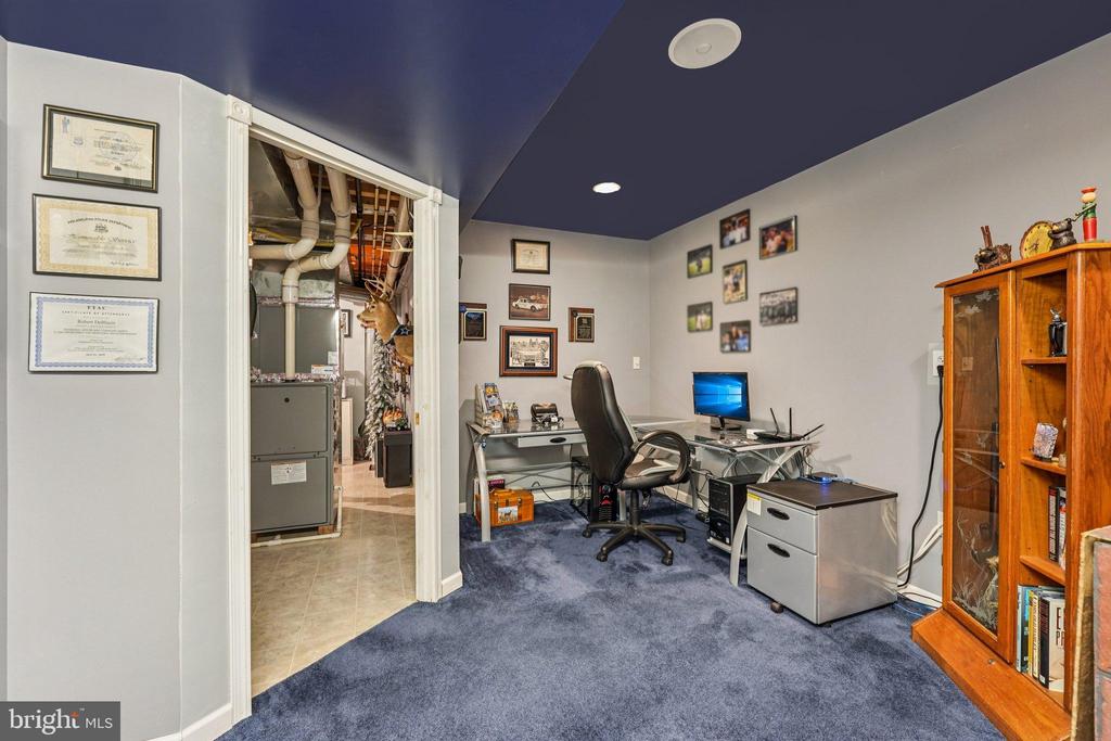8227 ROSE PETAL DRIVE