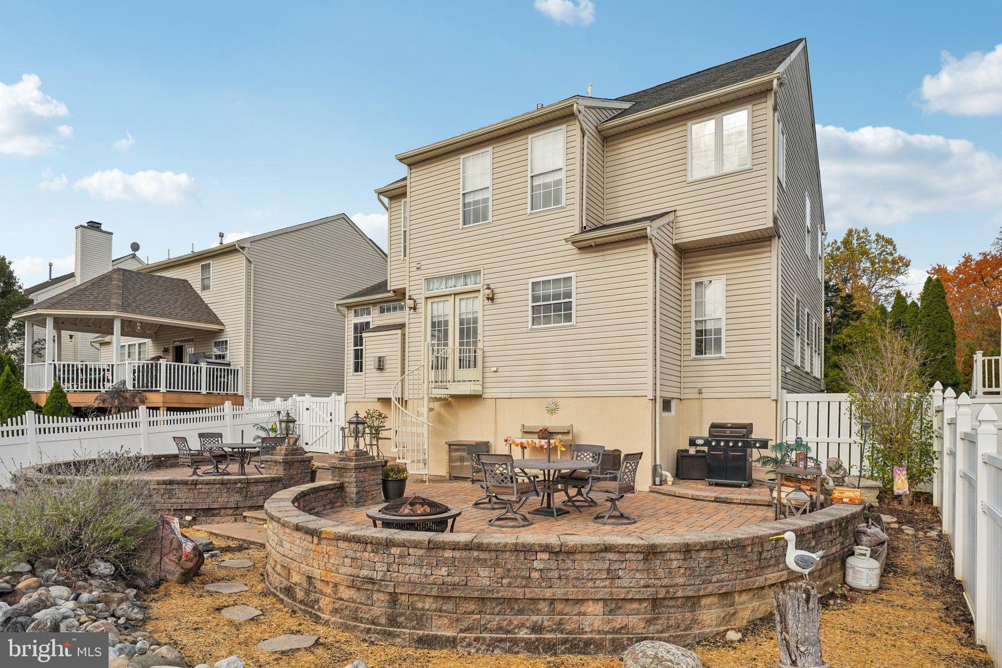 8227 ROSE PETAL DRIVE