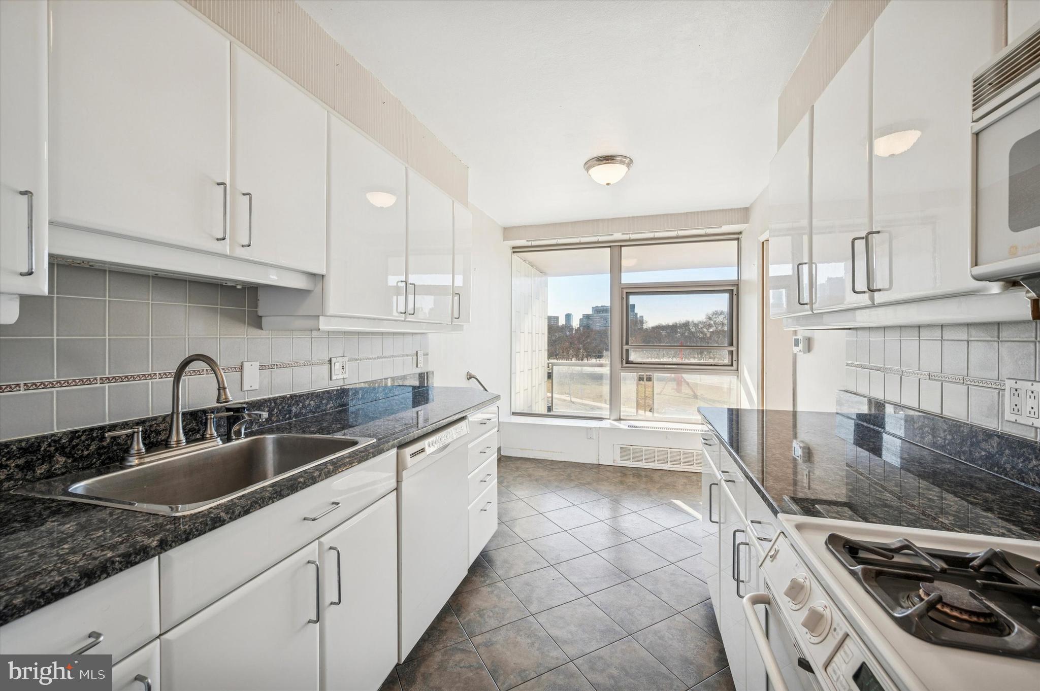 2401 PENNSYLVANIA AVENUE 4C44