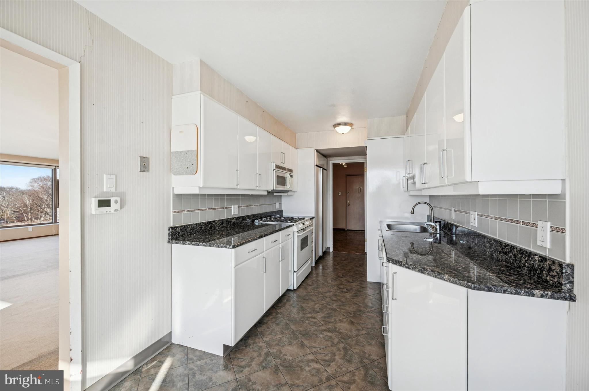 2401 PENNSYLVANIA AVENUE 4C44