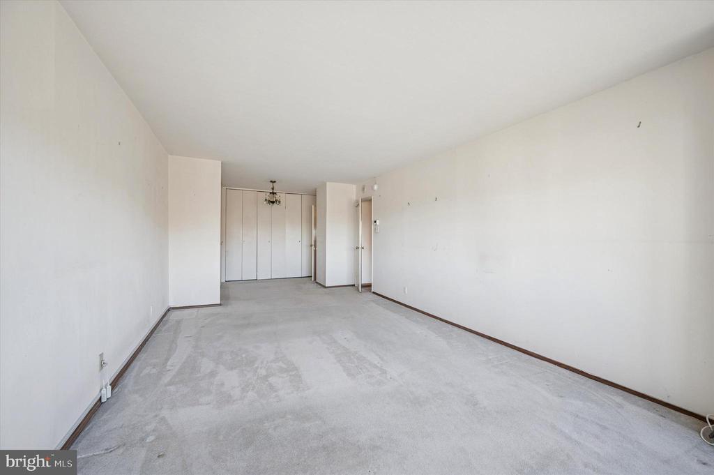2401 PENNSYLVANIA AVENUE 4C44