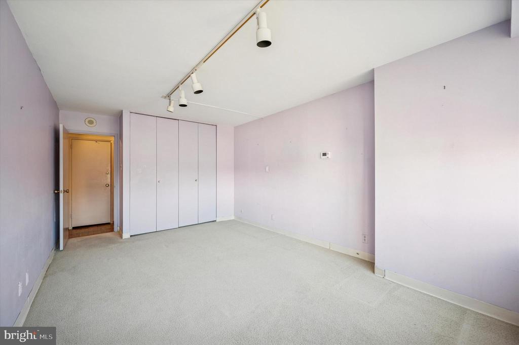 2401 PENNSYLVANIA AVENUE 4C44