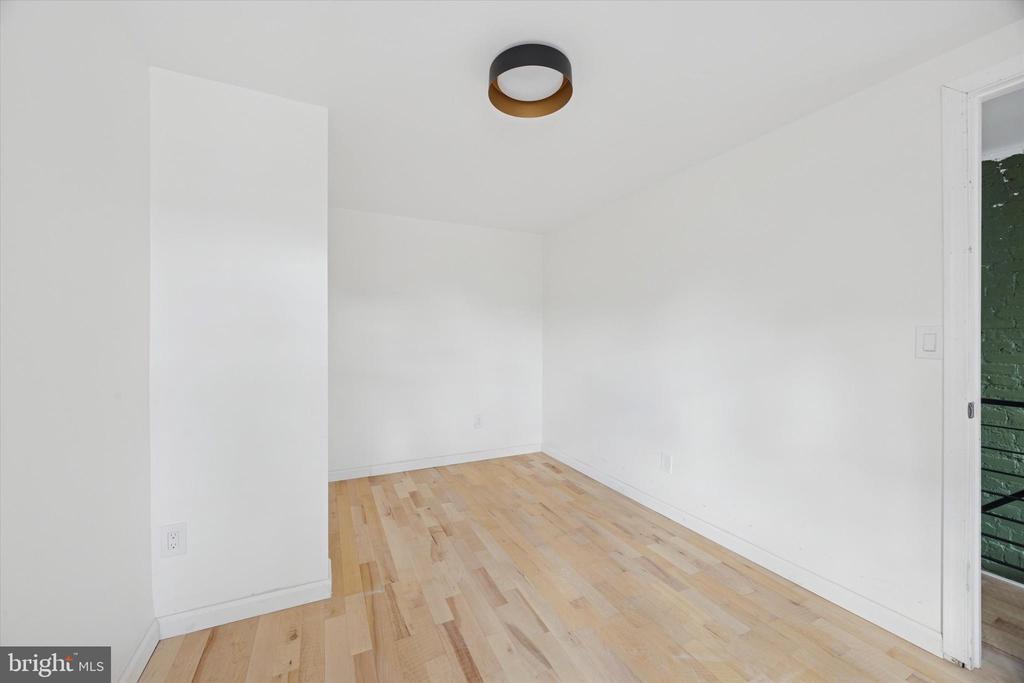 1253 S 32ND STREET