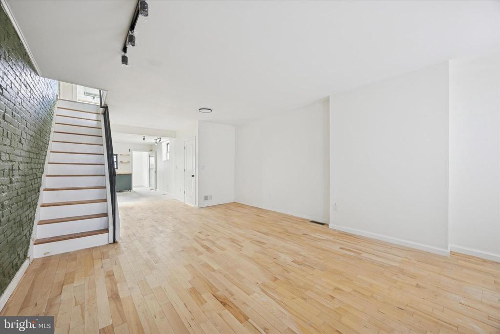 1253 S 32ND STREET