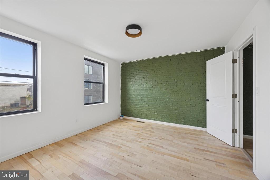 1253 S 32ND STREET