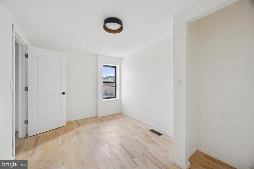 1253 S 32ND STREET