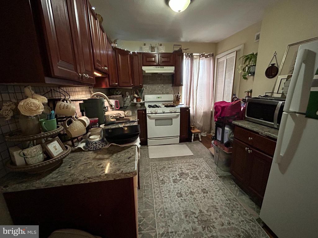 3566 INDIAN QUEEN LANE