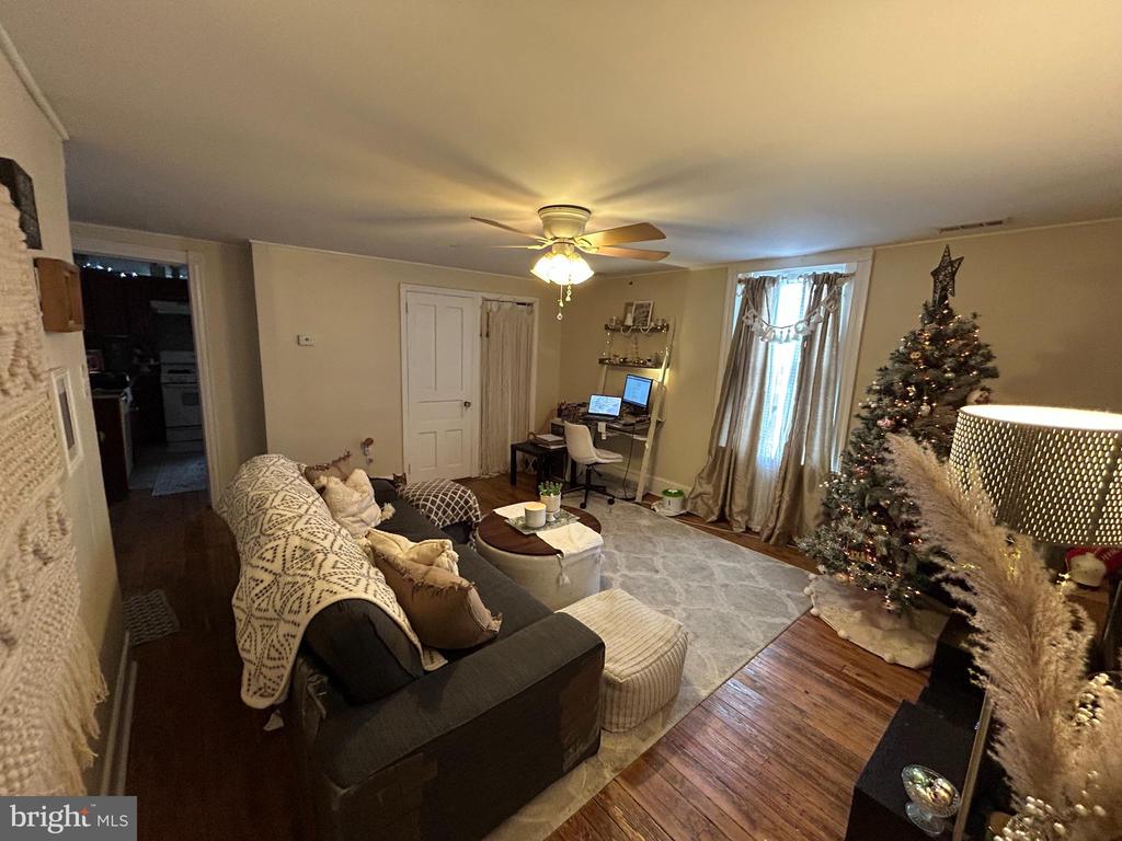 3566 INDIAN QUEEN LANE