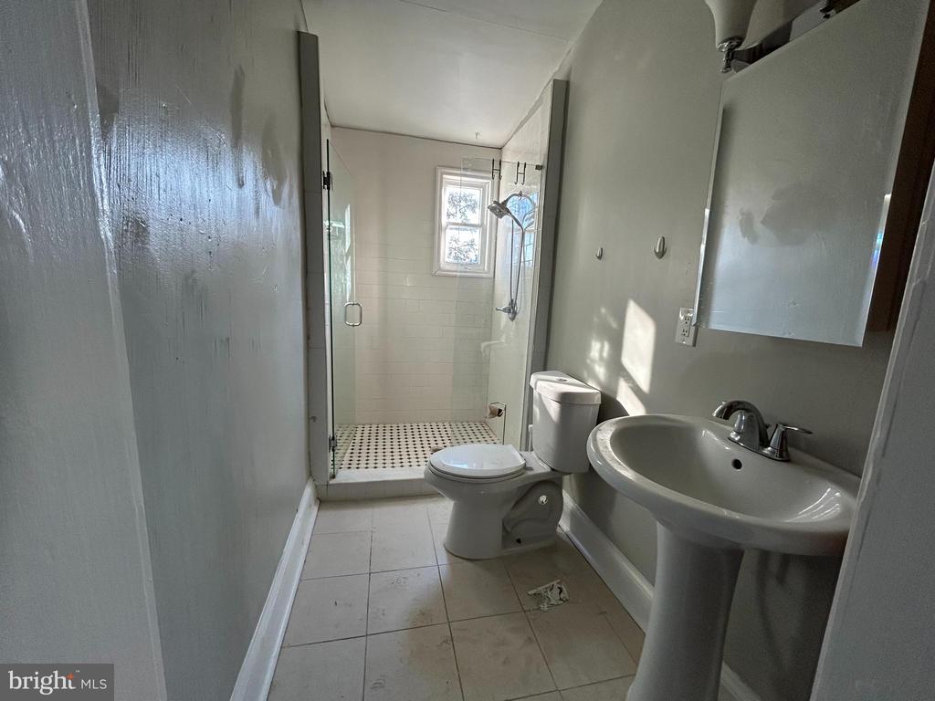3566 INDIAN QUEEN LANE