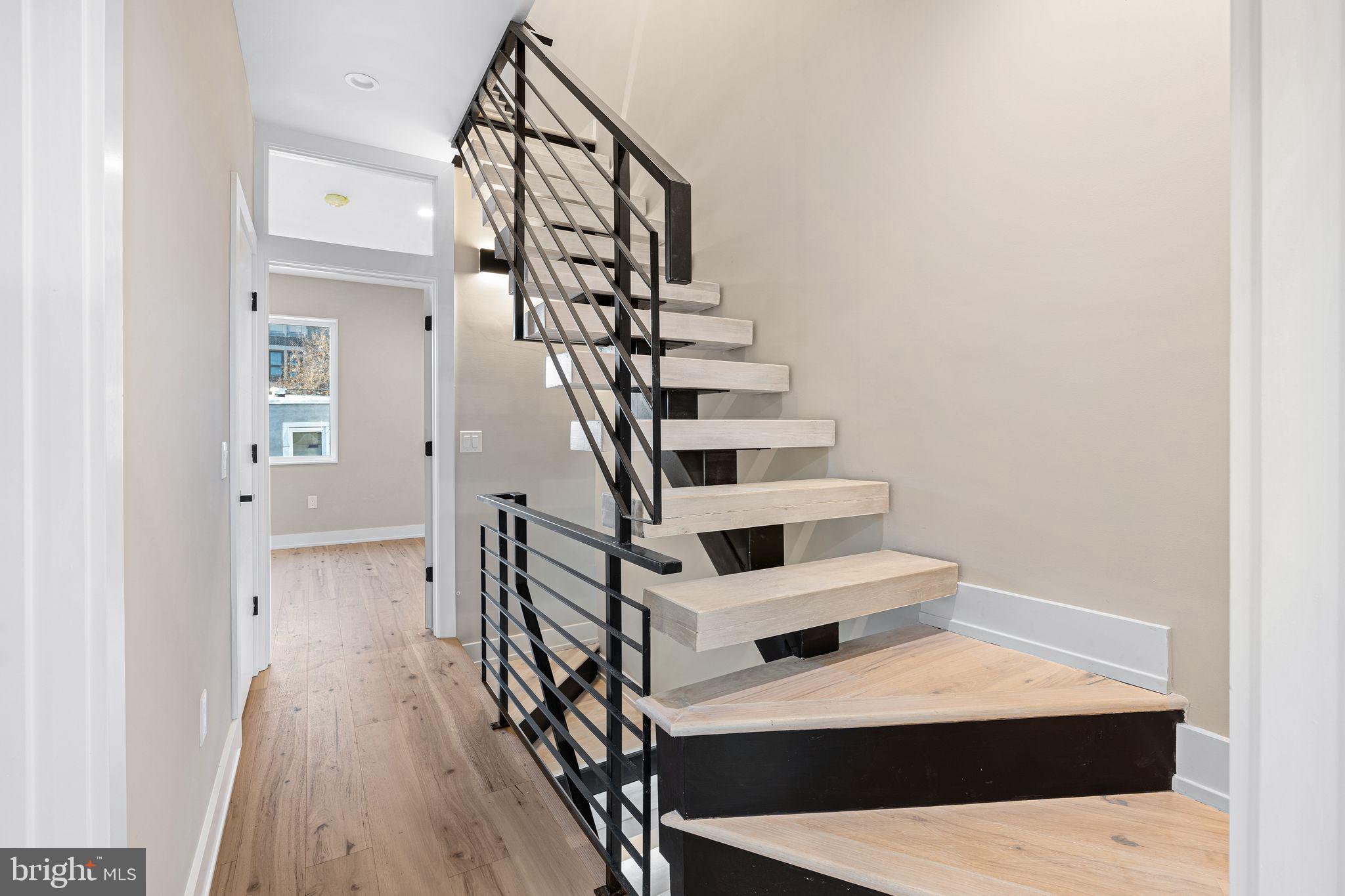 1318 S DORRANCE STREET