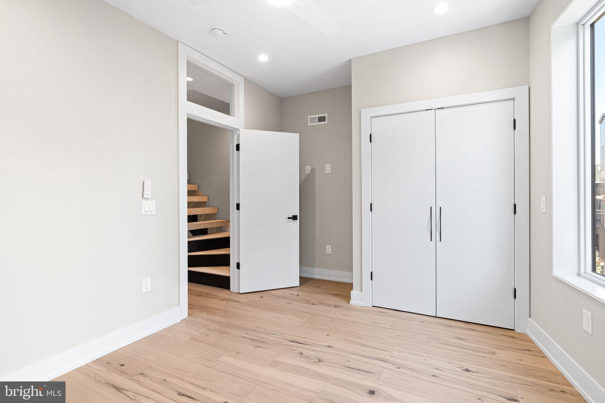 1318 S DORRANCE STREET