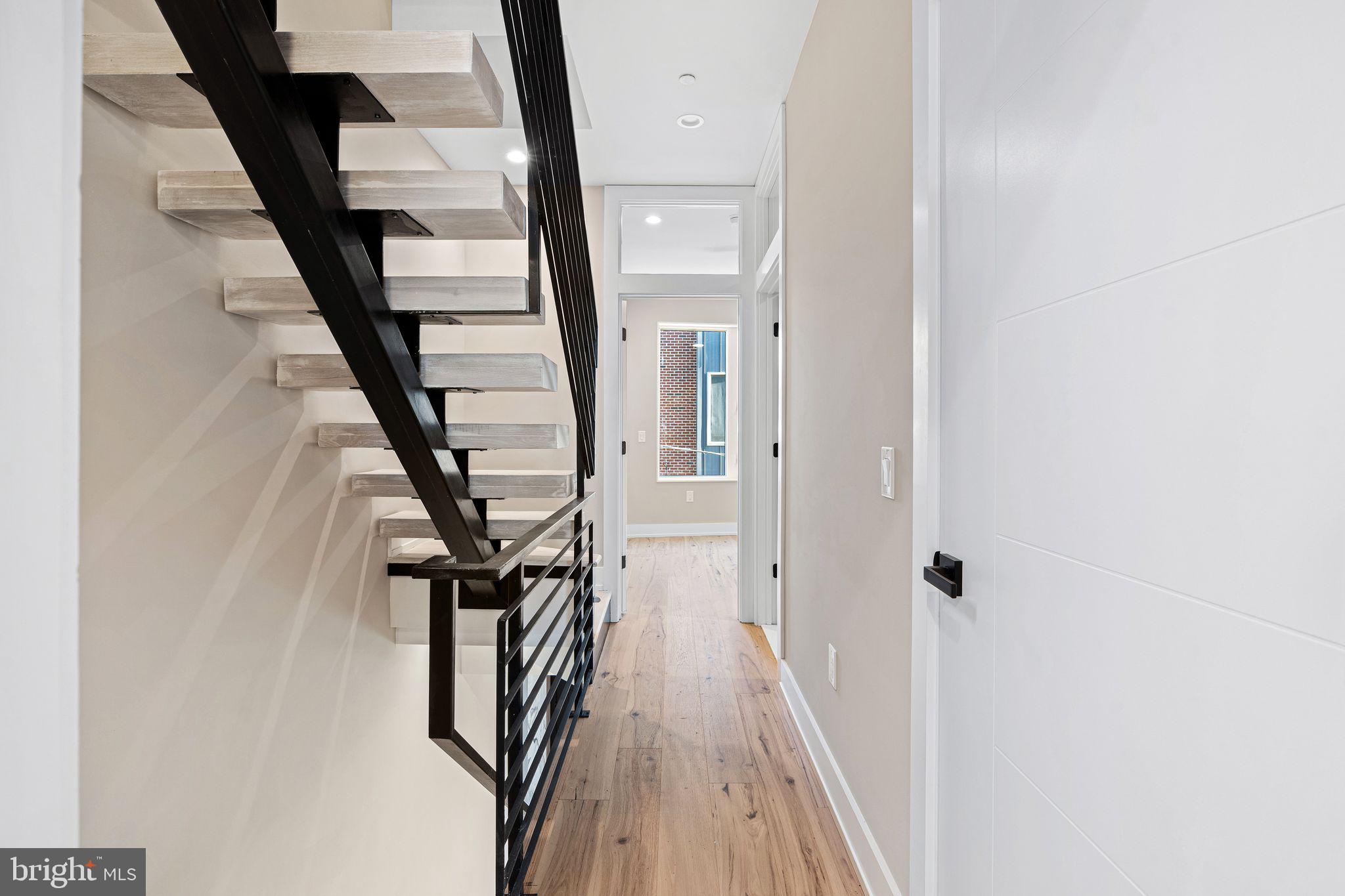 1318 S DORRANCE STREET