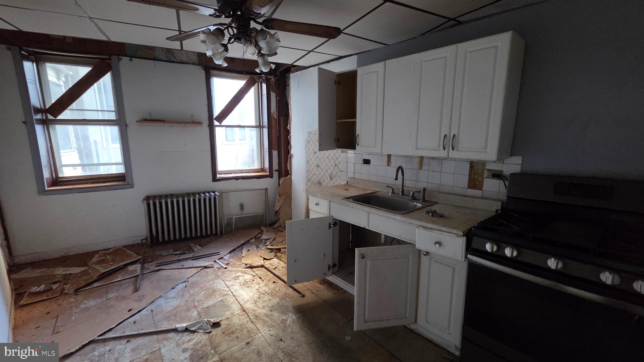 2605 FRANKFORD AVENUE