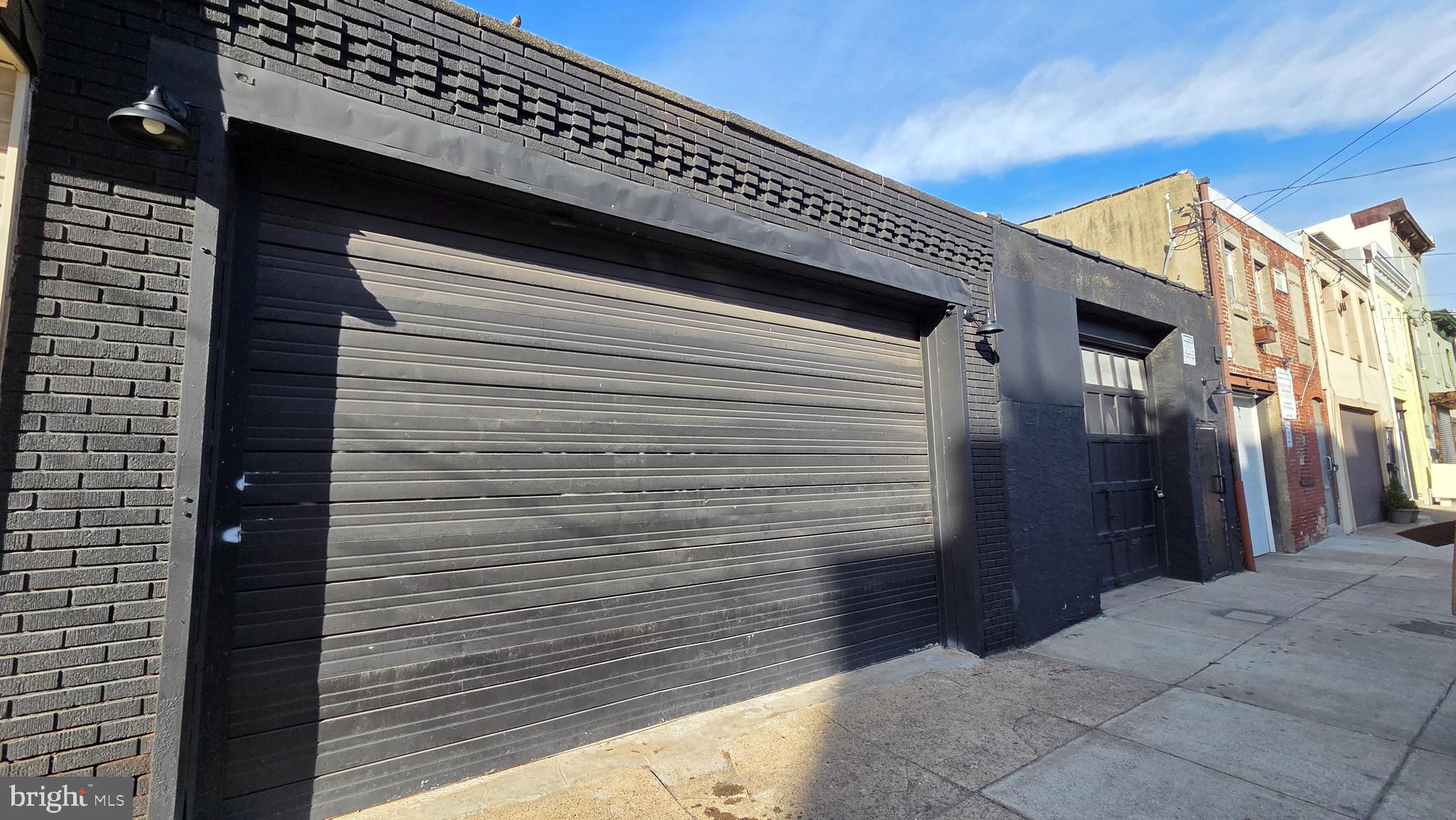 2605 FRANKFORD AVENUE