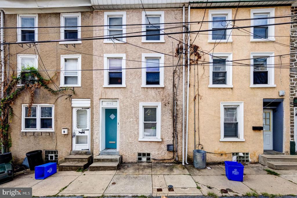 4442 BAKER STREET