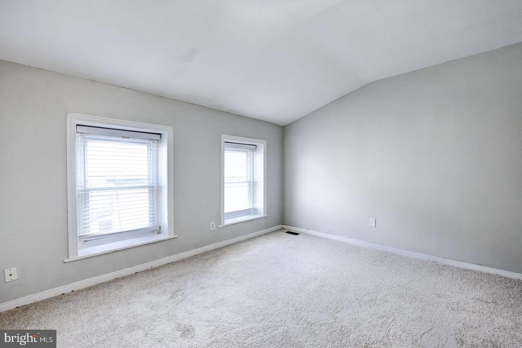 4442 BAKER STREET