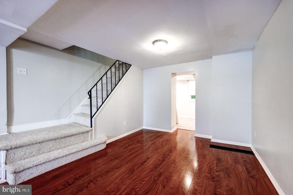 4442 BAKER STREET