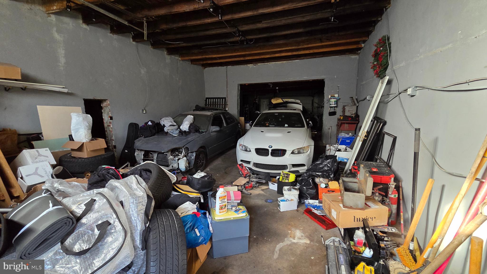 2607 FRANKFORD AVENUE