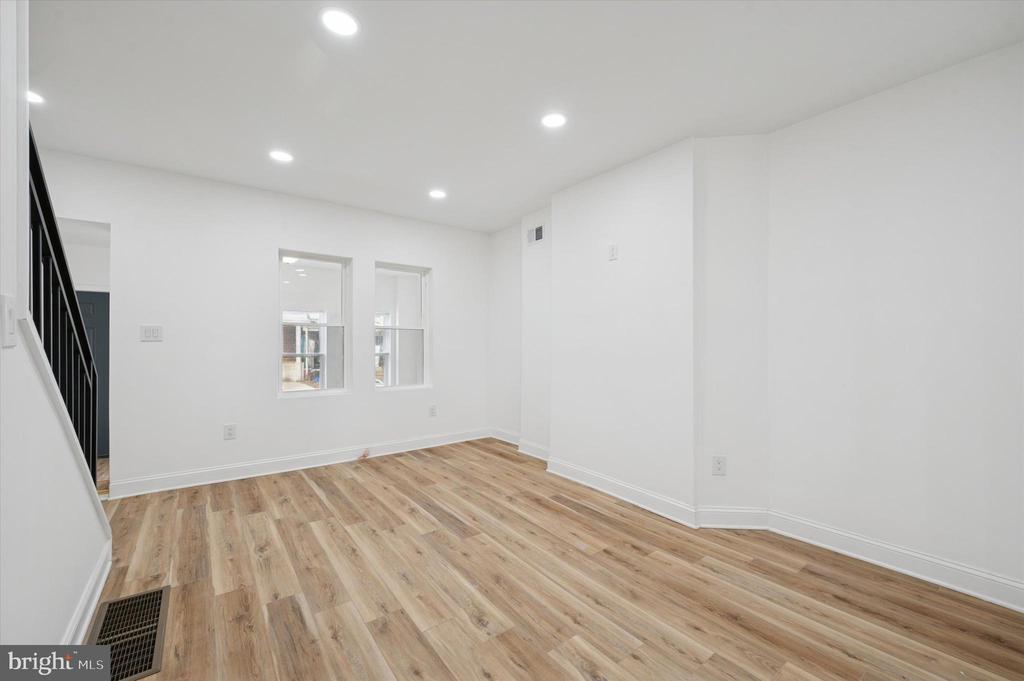 5510 ANGORA TERRACE