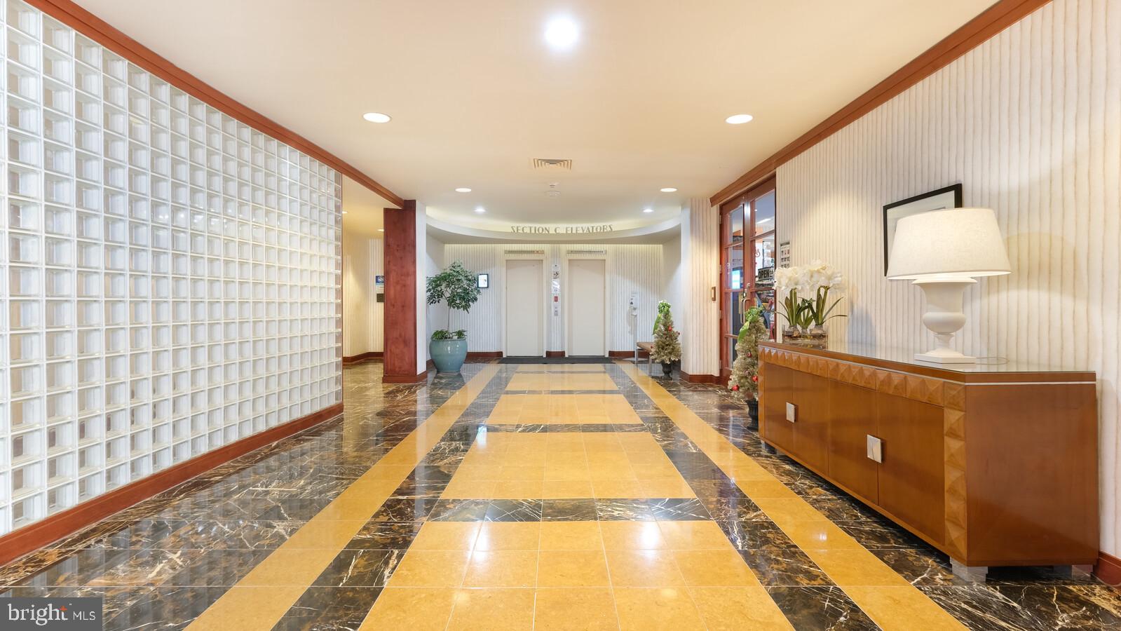 2601 PENNSYLVANIA AVENUE 212
