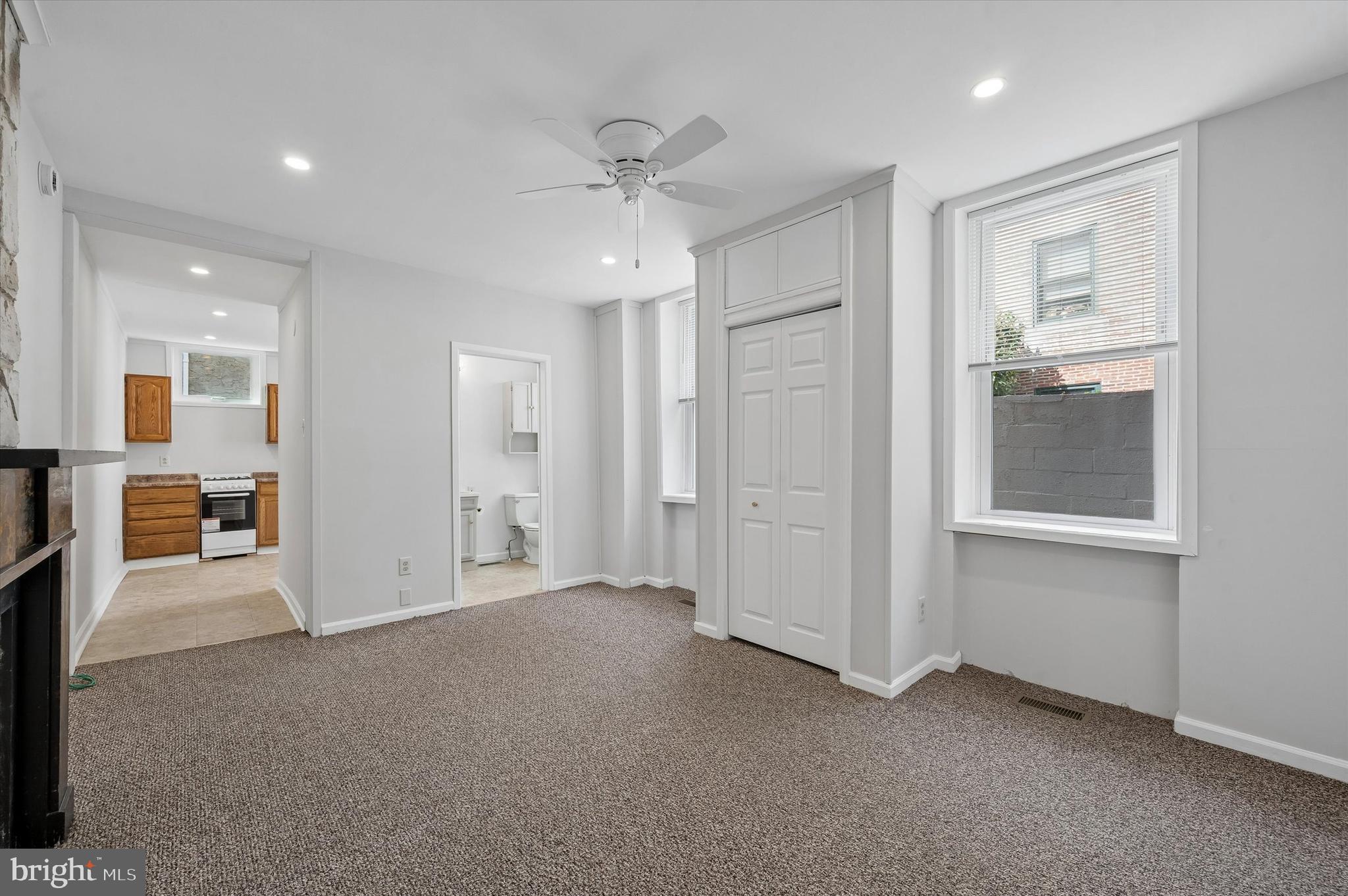 402 FAIRMOUNT AVENUE