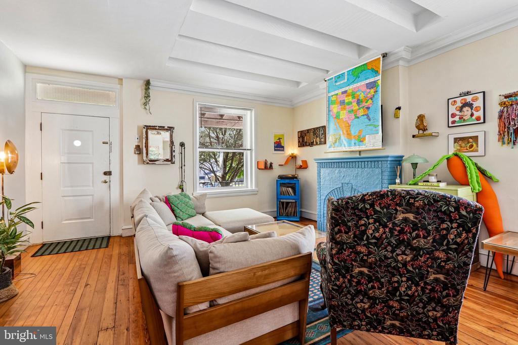 7137 BRYAN STREET