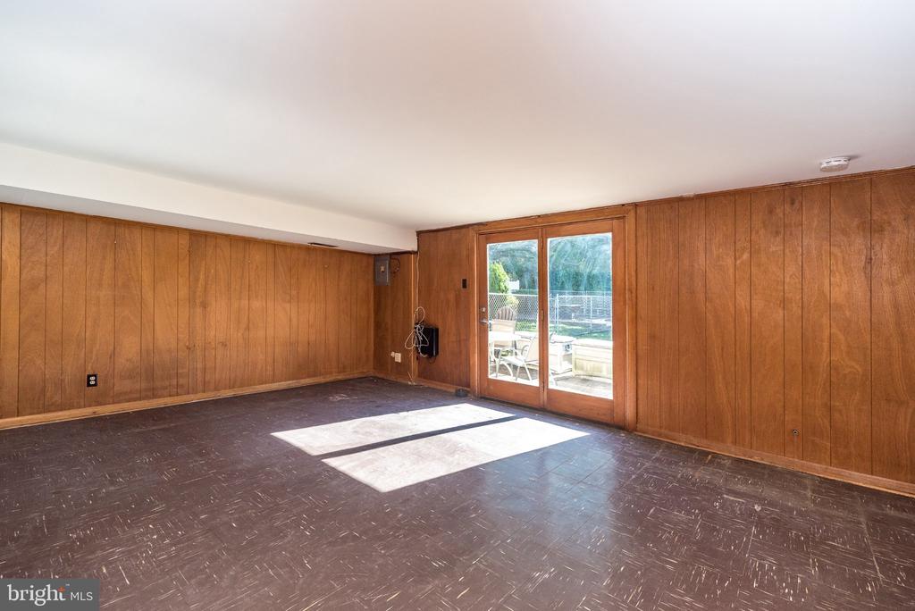 11921 COVERT ROAD