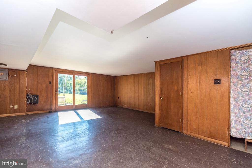 11921 COVERT ROAD