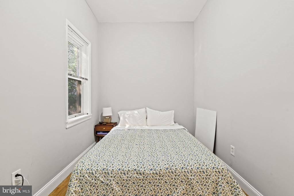 506 S 5TH STREET