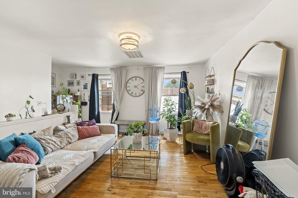 506 S 5TH STREET