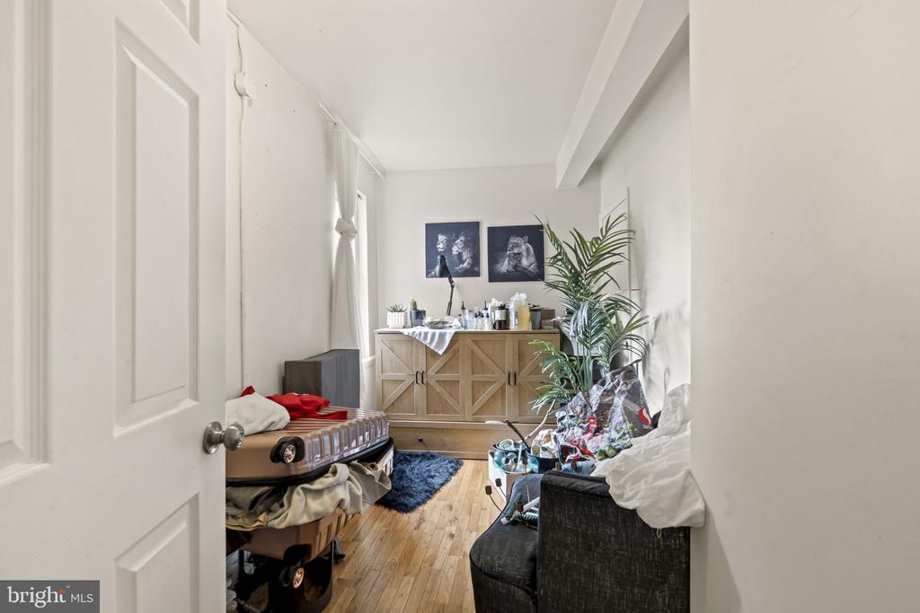506 S 5TH STREET