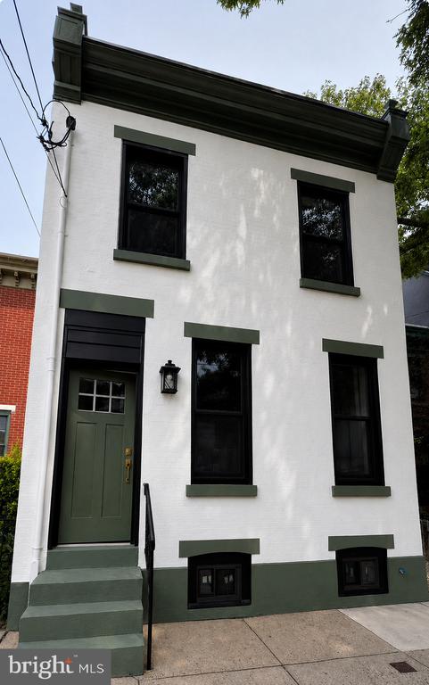 519 E THOMPSON STREET