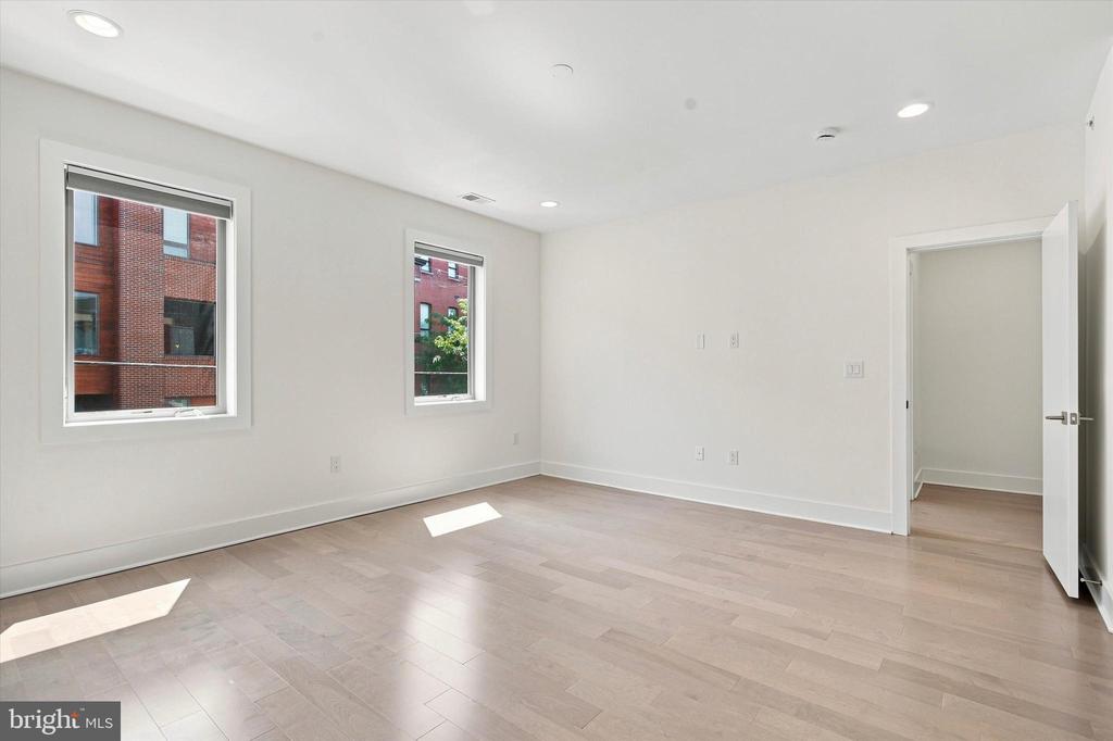 840 N 3RD STREET