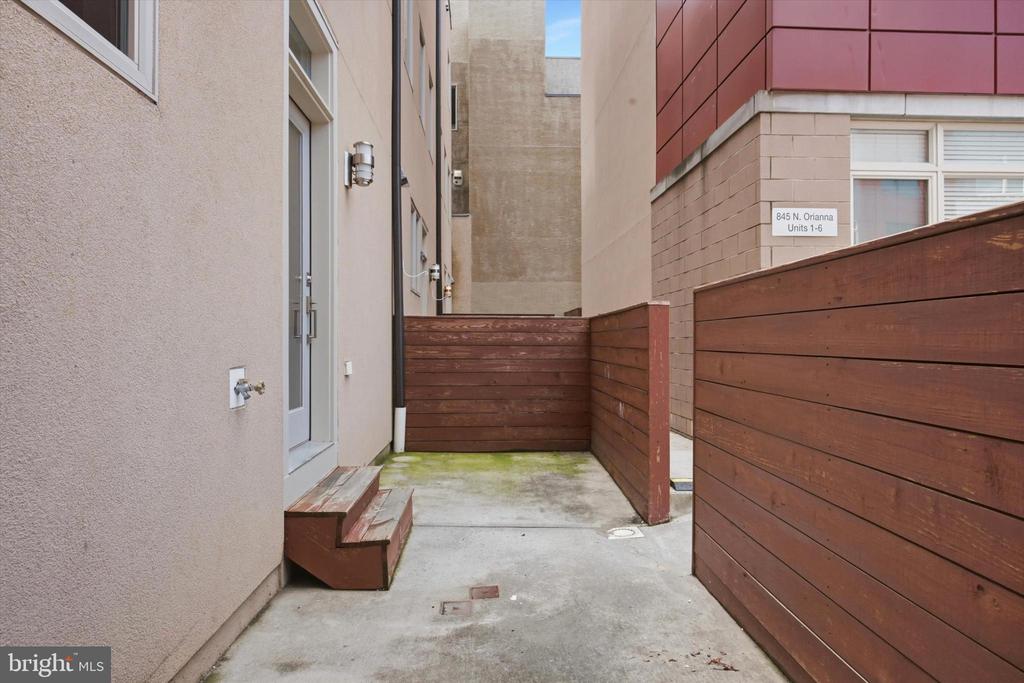 840 N 3RD STREET