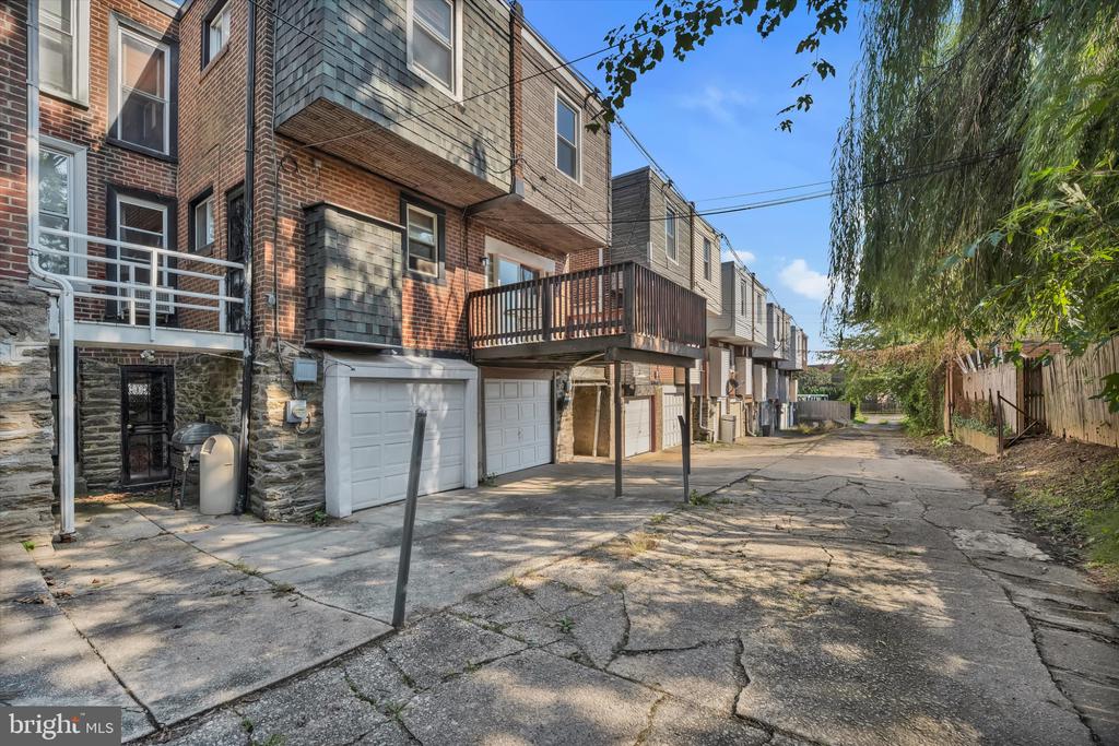 7626 FAYETTE STREET
