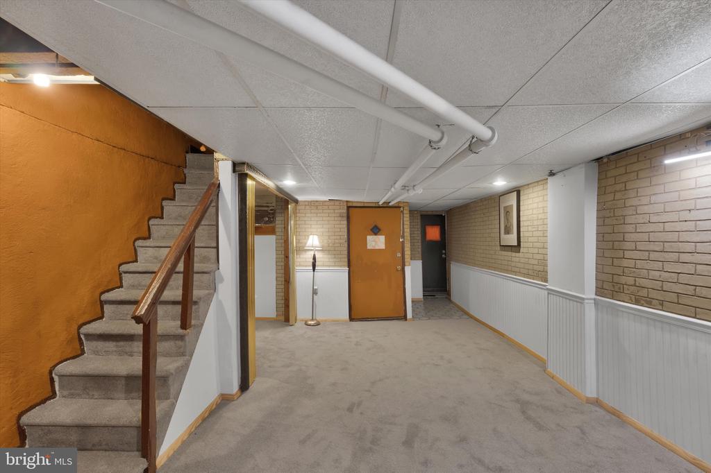 7626 FAYETTE STREET