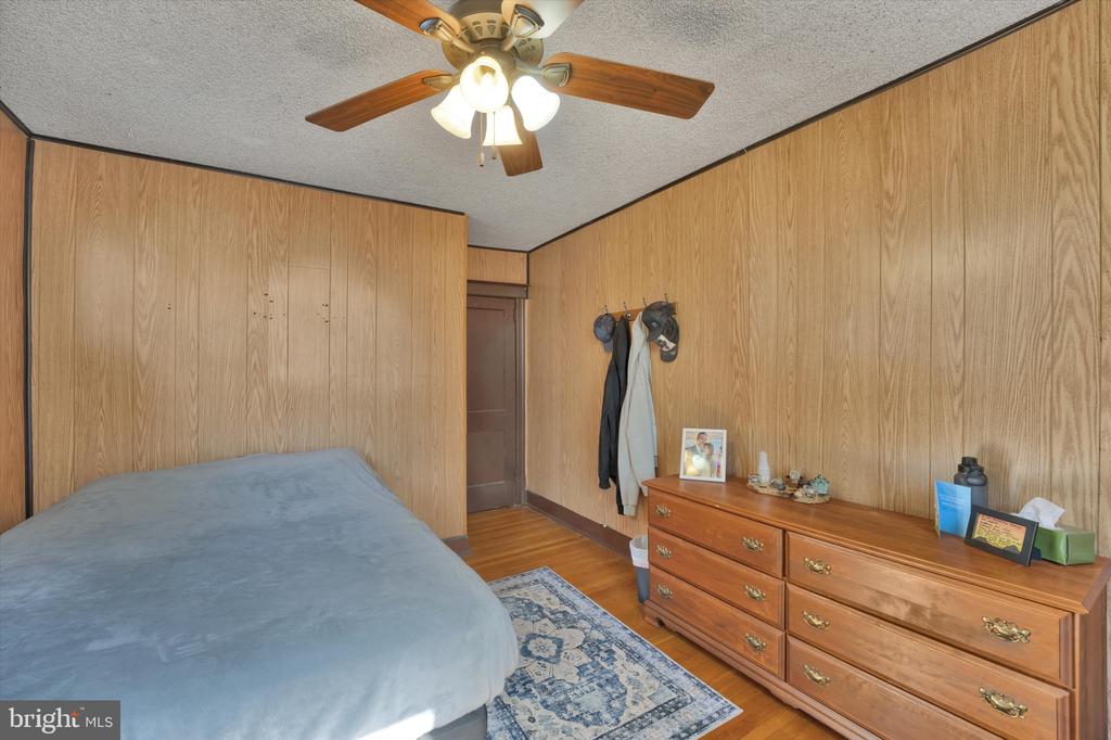 7626 FAYETTE STREET