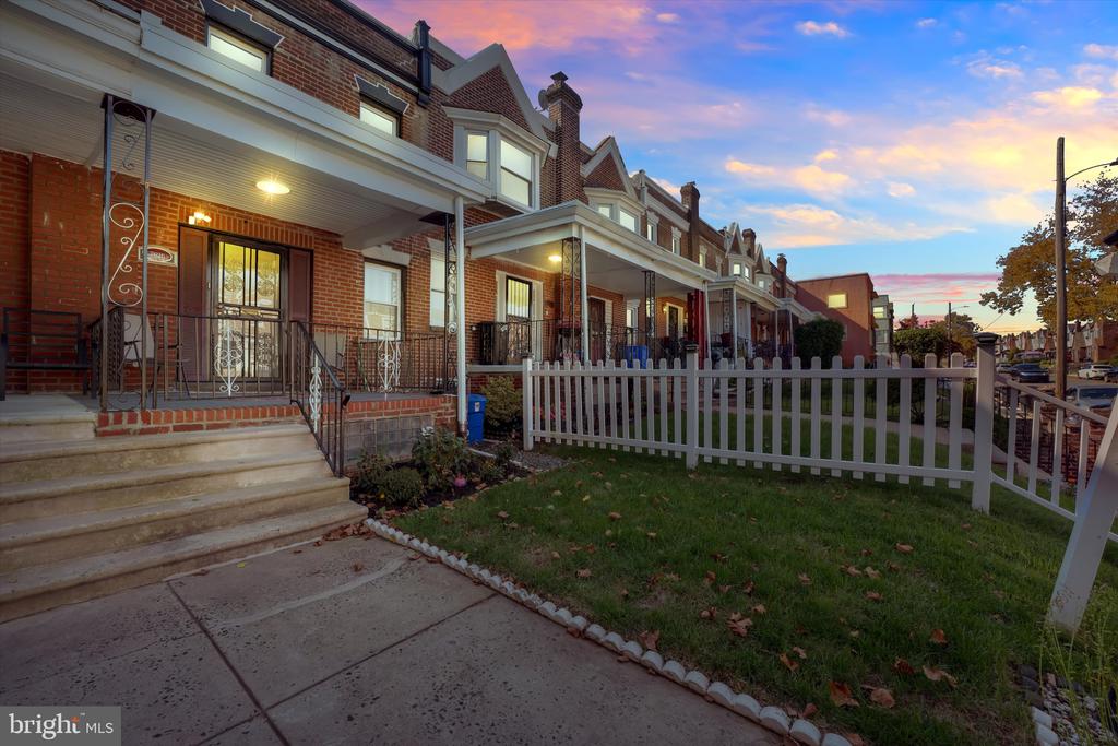 7626 FAYETTE STREET