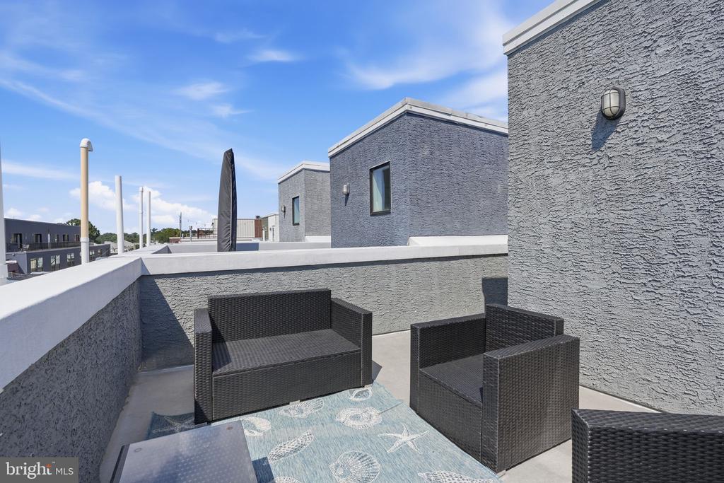 2709 CAMBRIDGE STREET